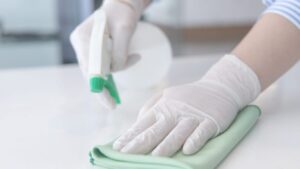 年末 大掃除 床掃除 内装 コツ